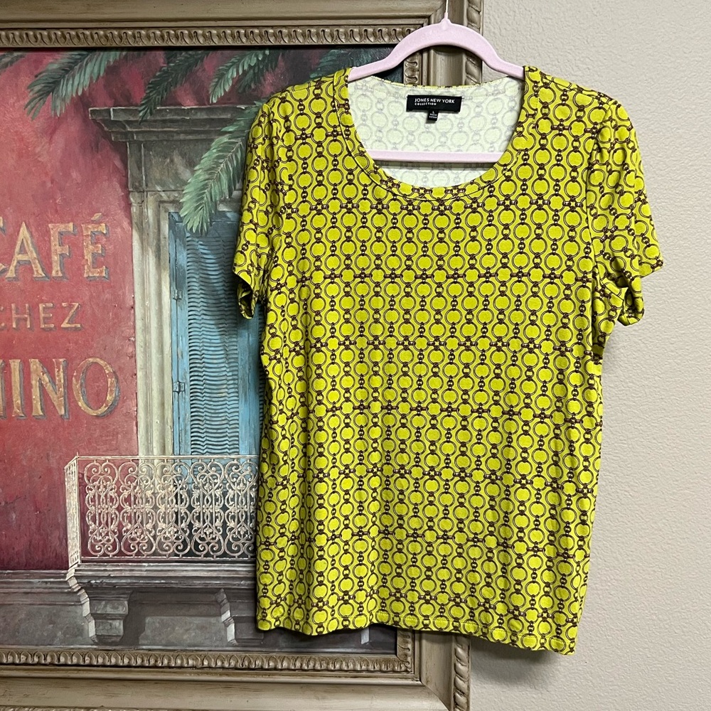 Jones New York Collection Chartreuse Chain of Rings Top